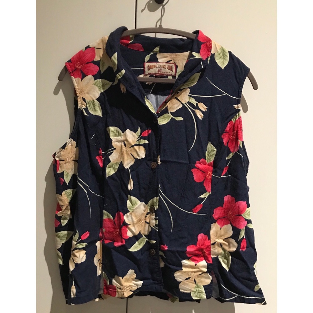 Vintage Hawaiian Print Sleeveless Top